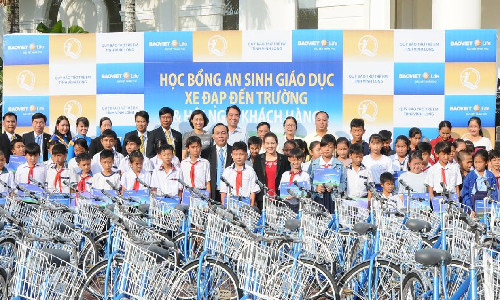 Giải thưởng “Doanh nghiệp bảo hiểm nhân thọ có hoạt động trách nhiệm xã hội và phát triển cộng đồng tốt nhất Việt Nam năm 2019”